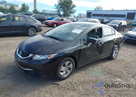 2015 Honda Civic Lx z USA, uszkodzony, nr VIN 19XFB2F57FE701881